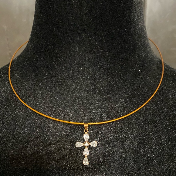 Vintage brass choker with bass rhinestone cross - Picture 1 of 9